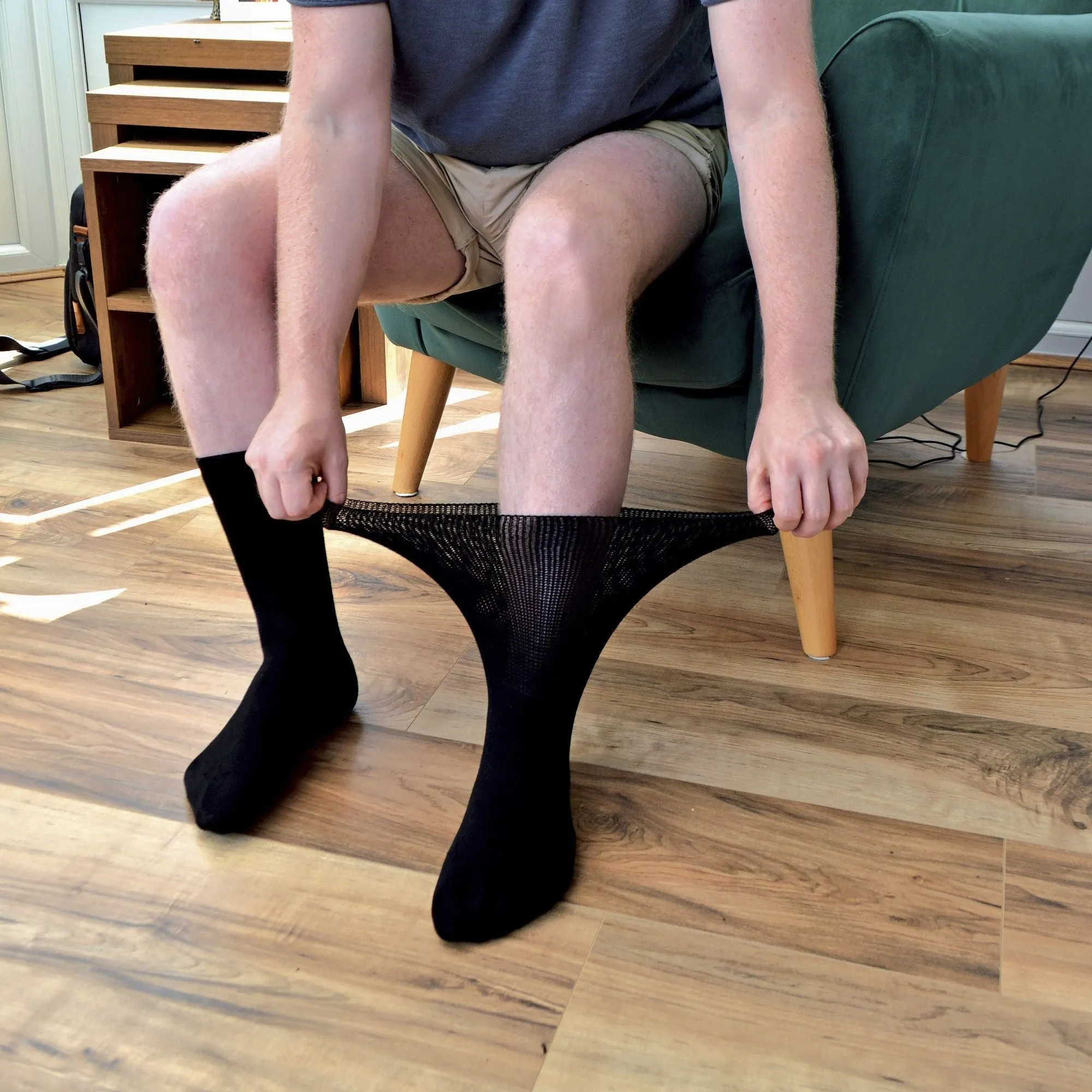 1 Pack Extra Wide Bamboo Oedema Socks with Grips