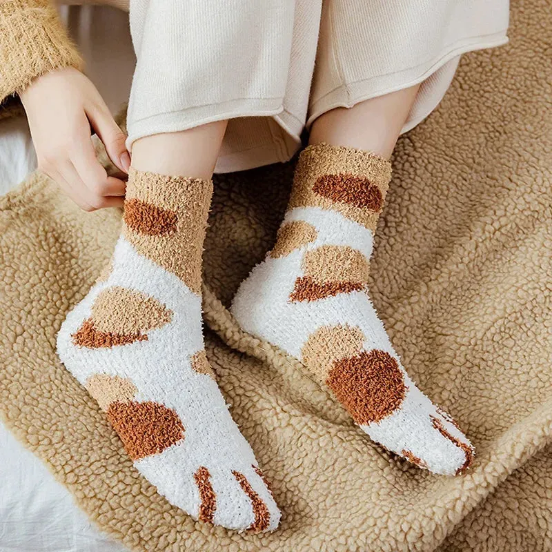 4 Pairs Fuzzy Socks