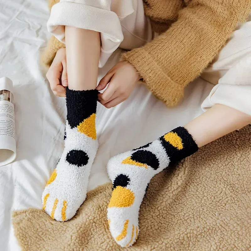 4 Pairs Fuzzy Socks