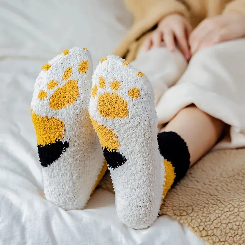 4 Pairs Fuzzy Socks