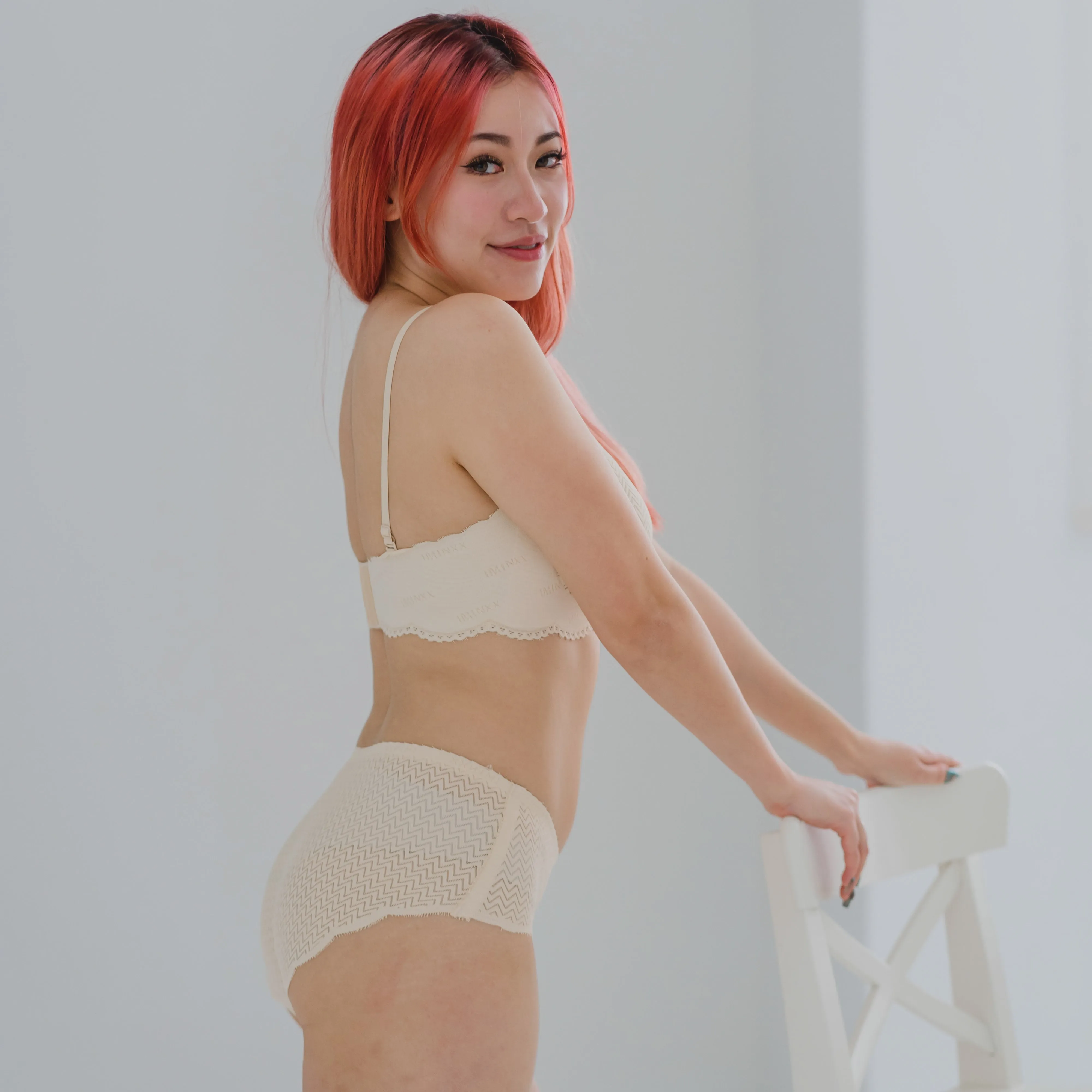 air-ee Lace Seamless Bra in Almond Nude (Signature Edition)