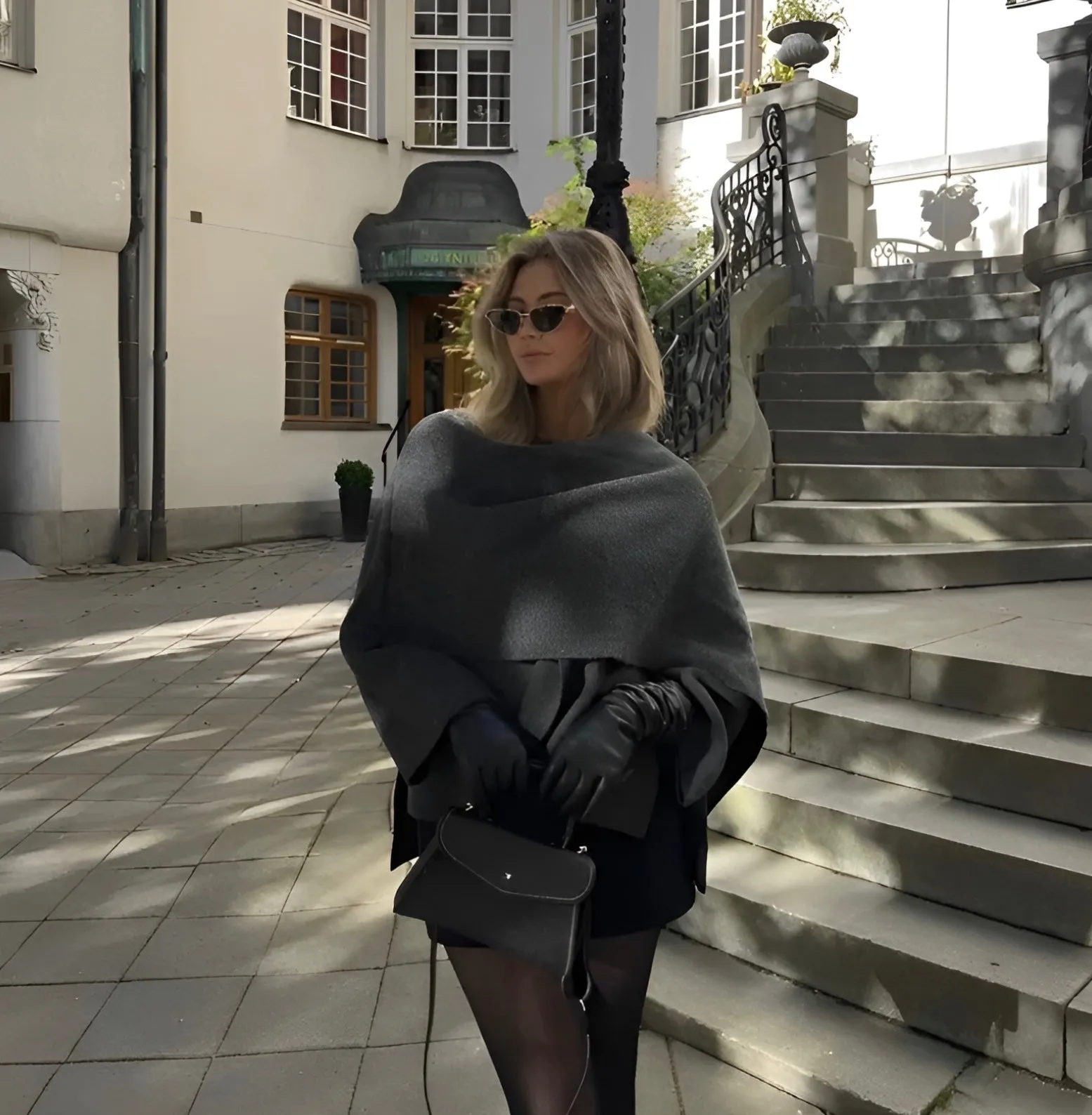 BARBARA™ | VIRAL CAPE COAT