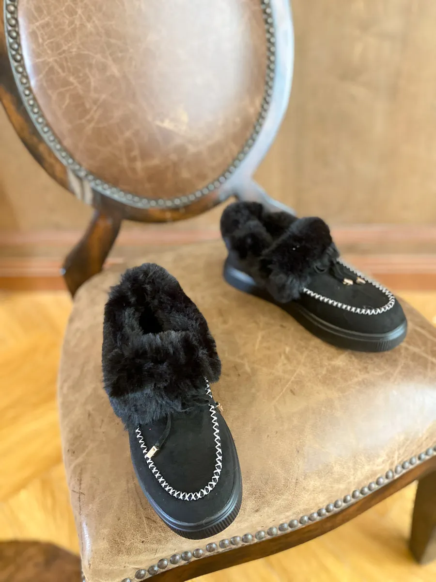 Black Faux-Fur Anklet Yana Moccasin