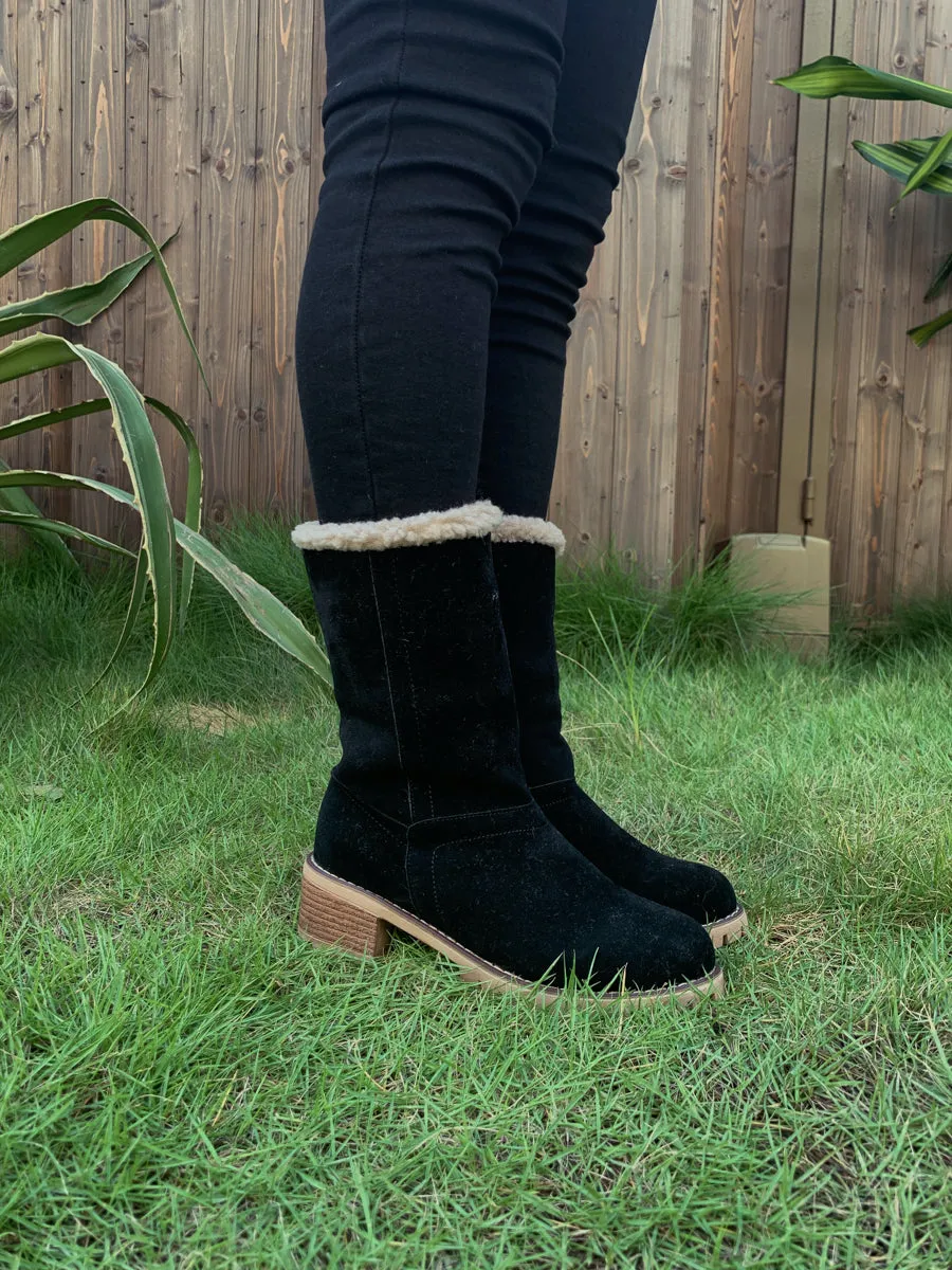 Black Plush-Lined Fold-Over Boots