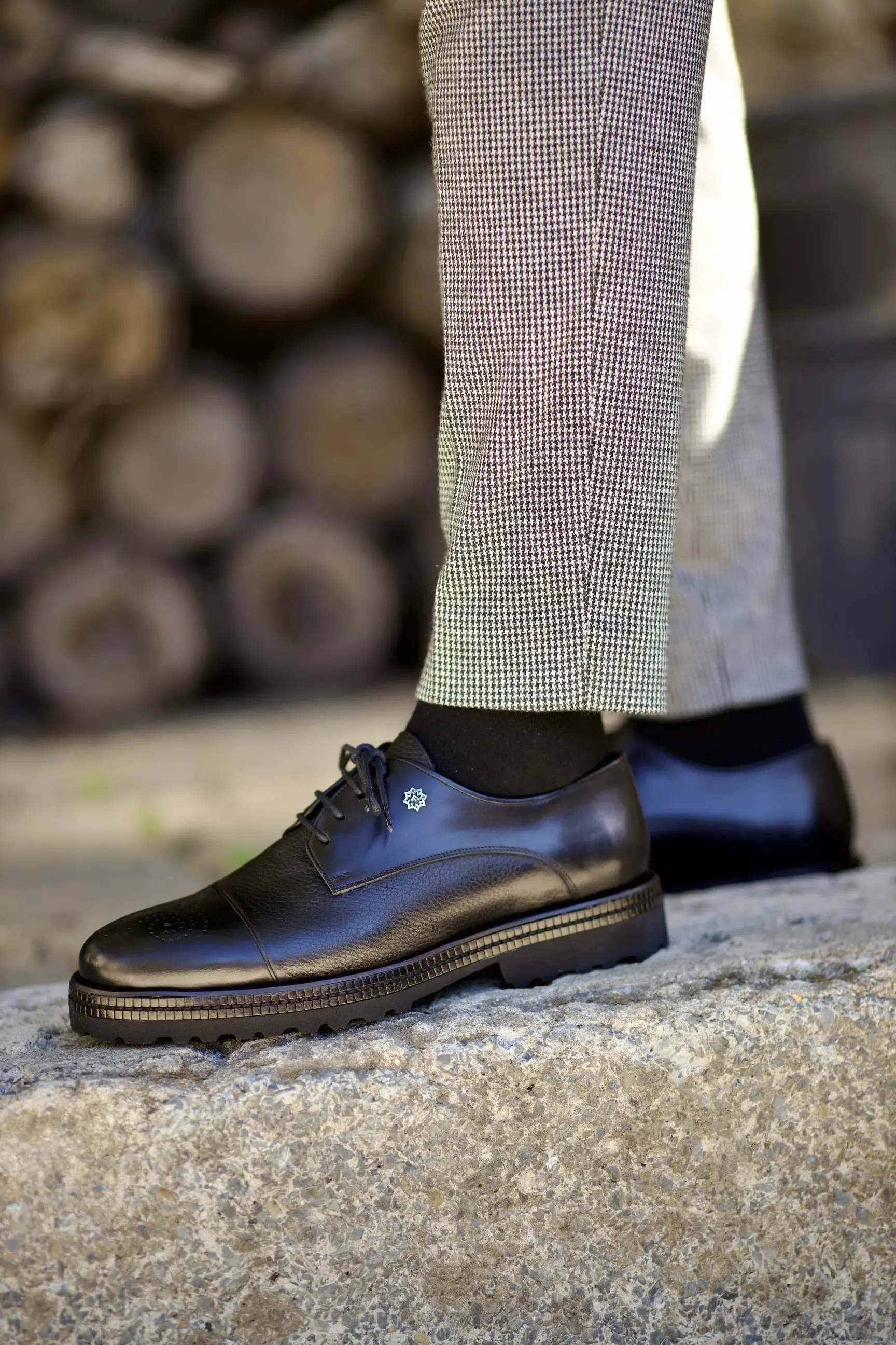 Black Toe Brogue Derby Laces