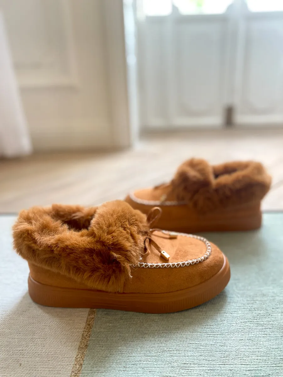 Chestnut Faux-Fur Anklet Yana Moccasin