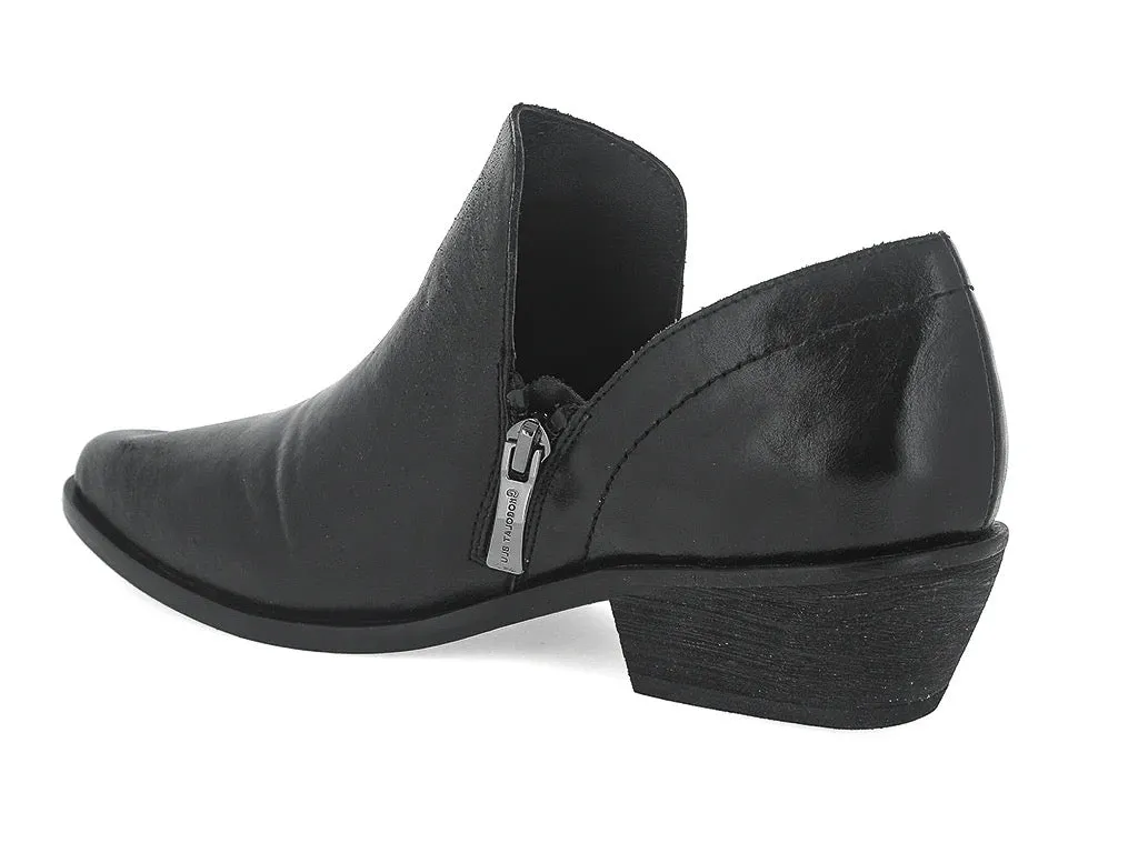 Cori Boot