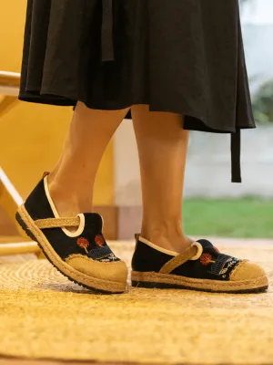 Dandelion Fall Embroidered Linen Loafer - Black