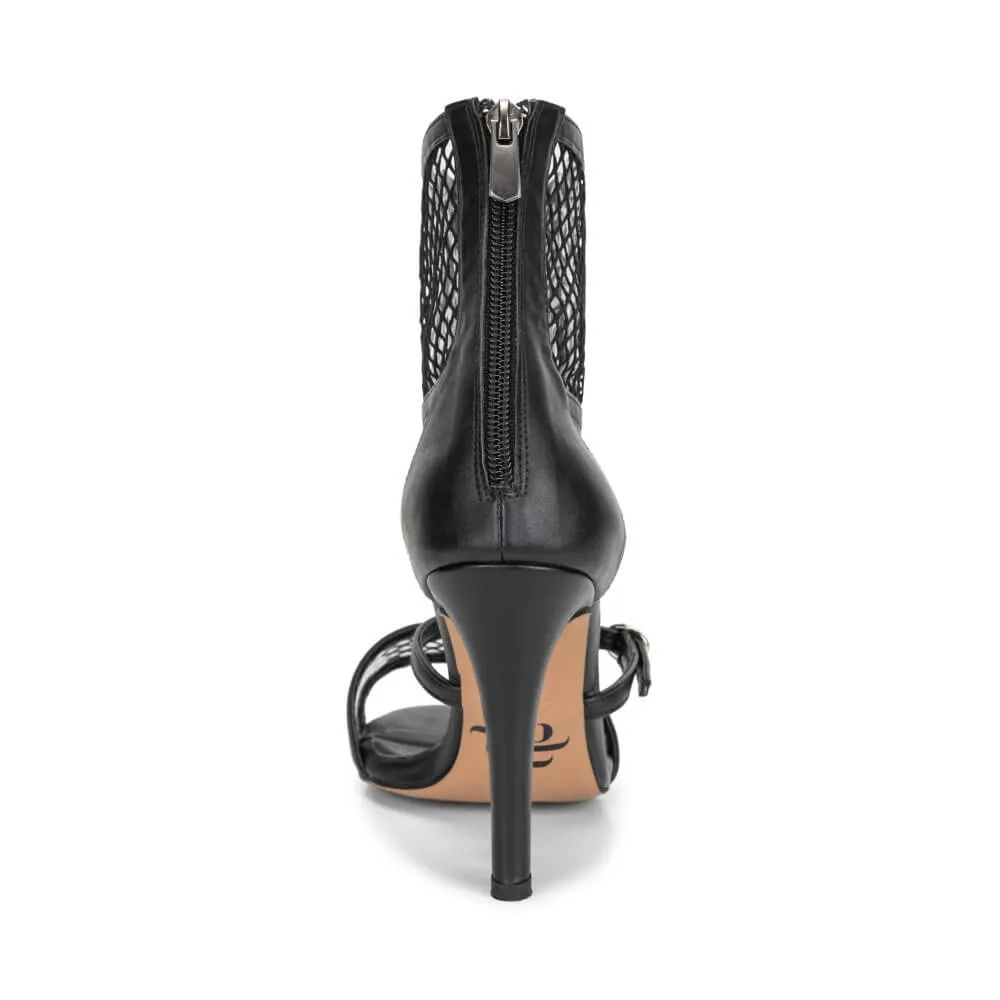 Hannah - Black Vegan Leather - Street Sole