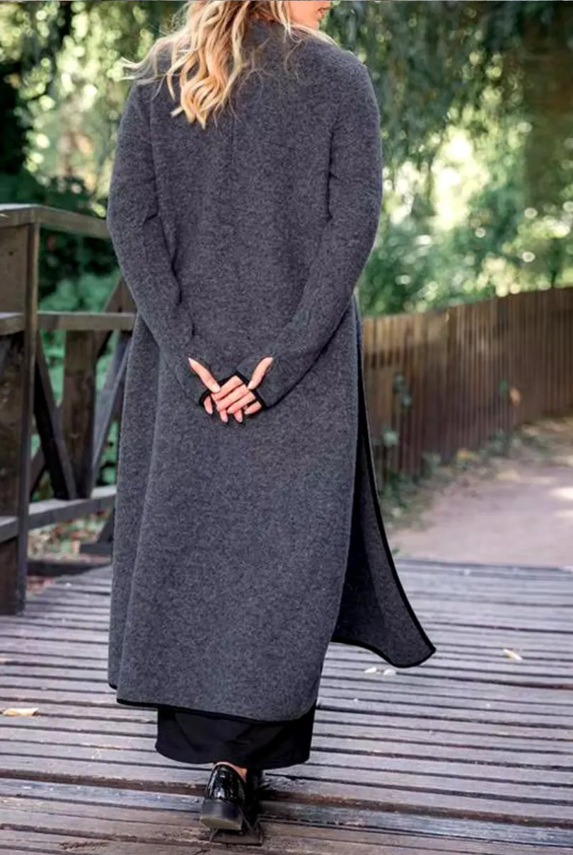 Hannah/ Elegant Pleated Maxi Dress