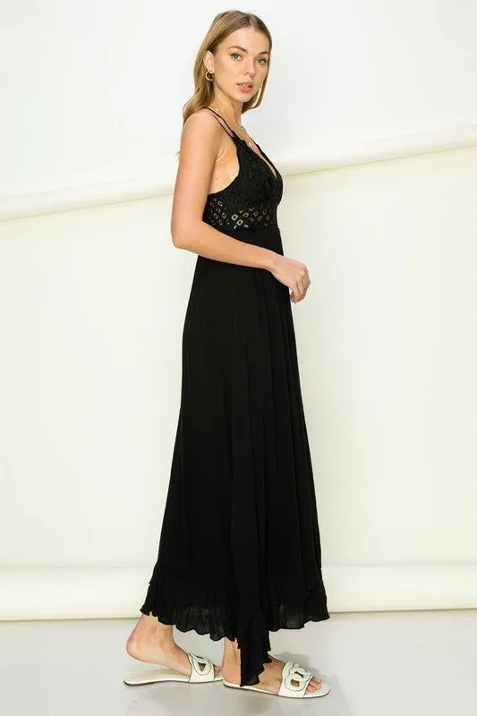 In Love Bustier Lace Maxi Dress – Romance in Every Detail
