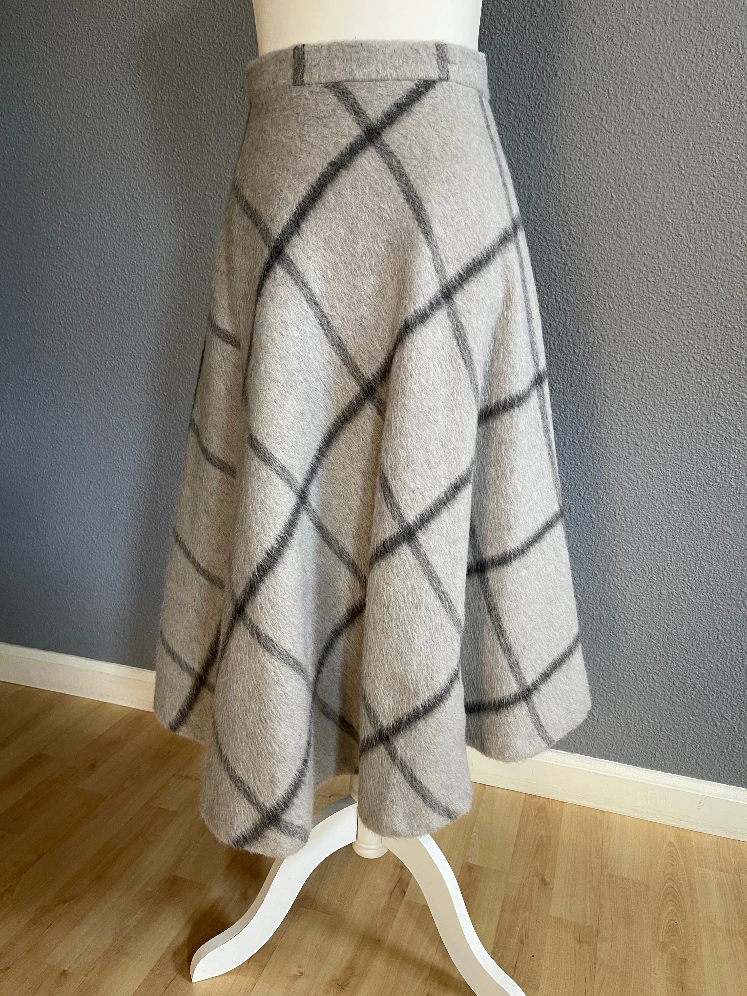 Jijil Gray Plaid Wool A-Line Skirt