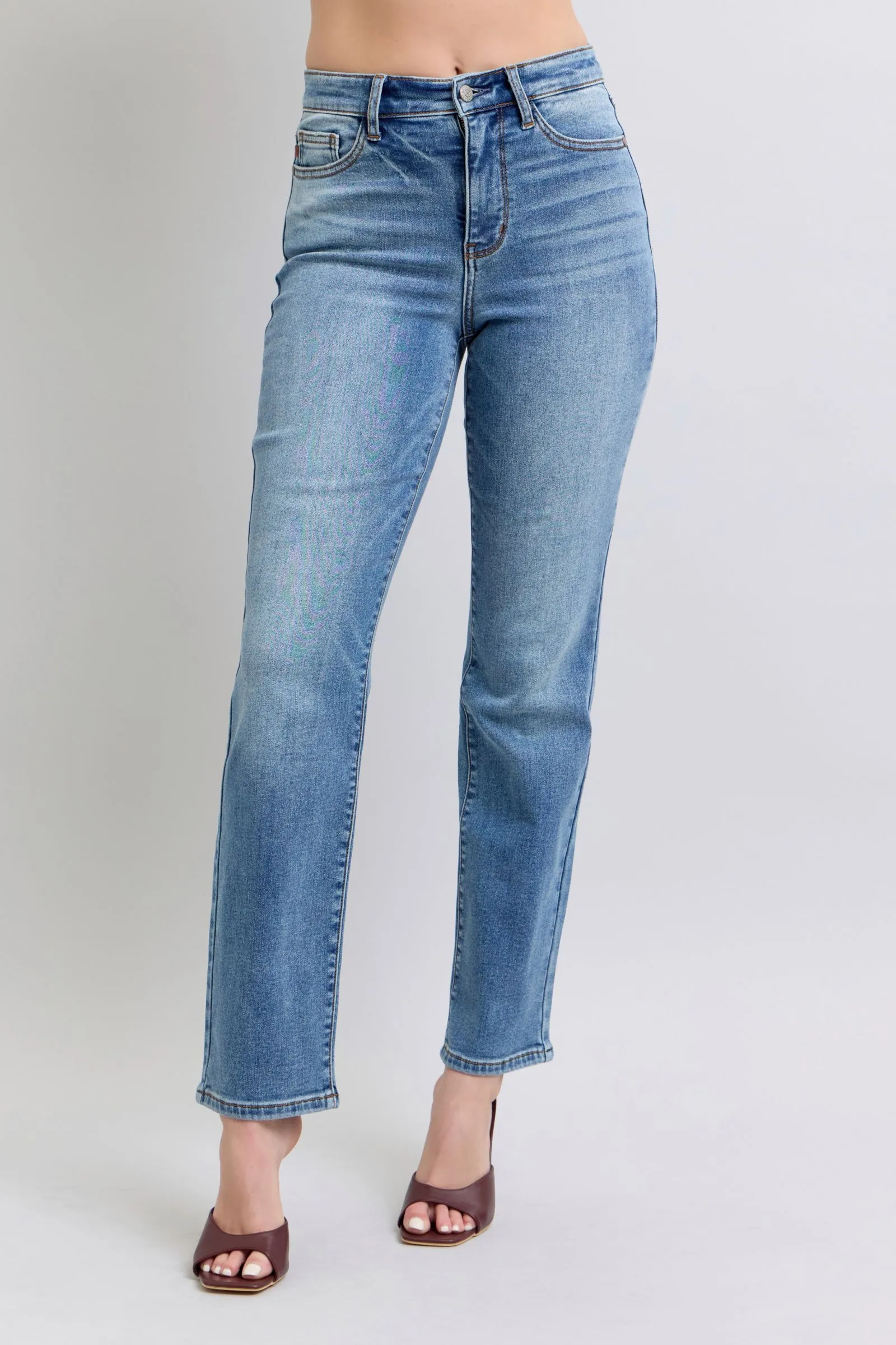 Judy Blue Full Size Vintage Wash Thermal Lined Straight Leg Jeans