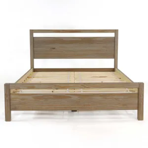 Loft Solid Wood Platform Bed Grain Wood Furniture Color: Weathered Pine Size: Queen