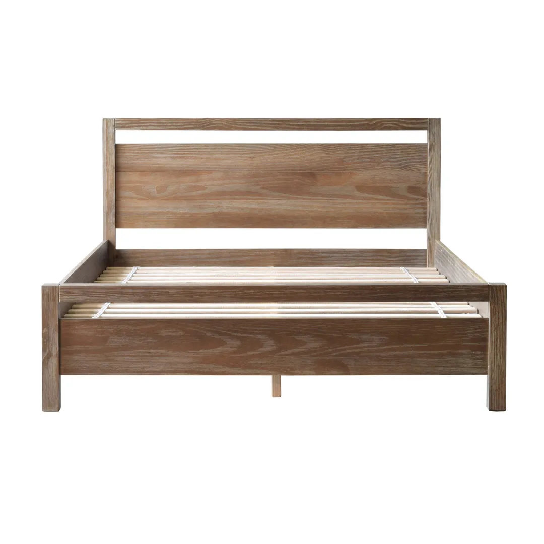 Loft Solid Wood Platform Bed Grain Wood Furniture Color: Weathered Pine Size: Queen
