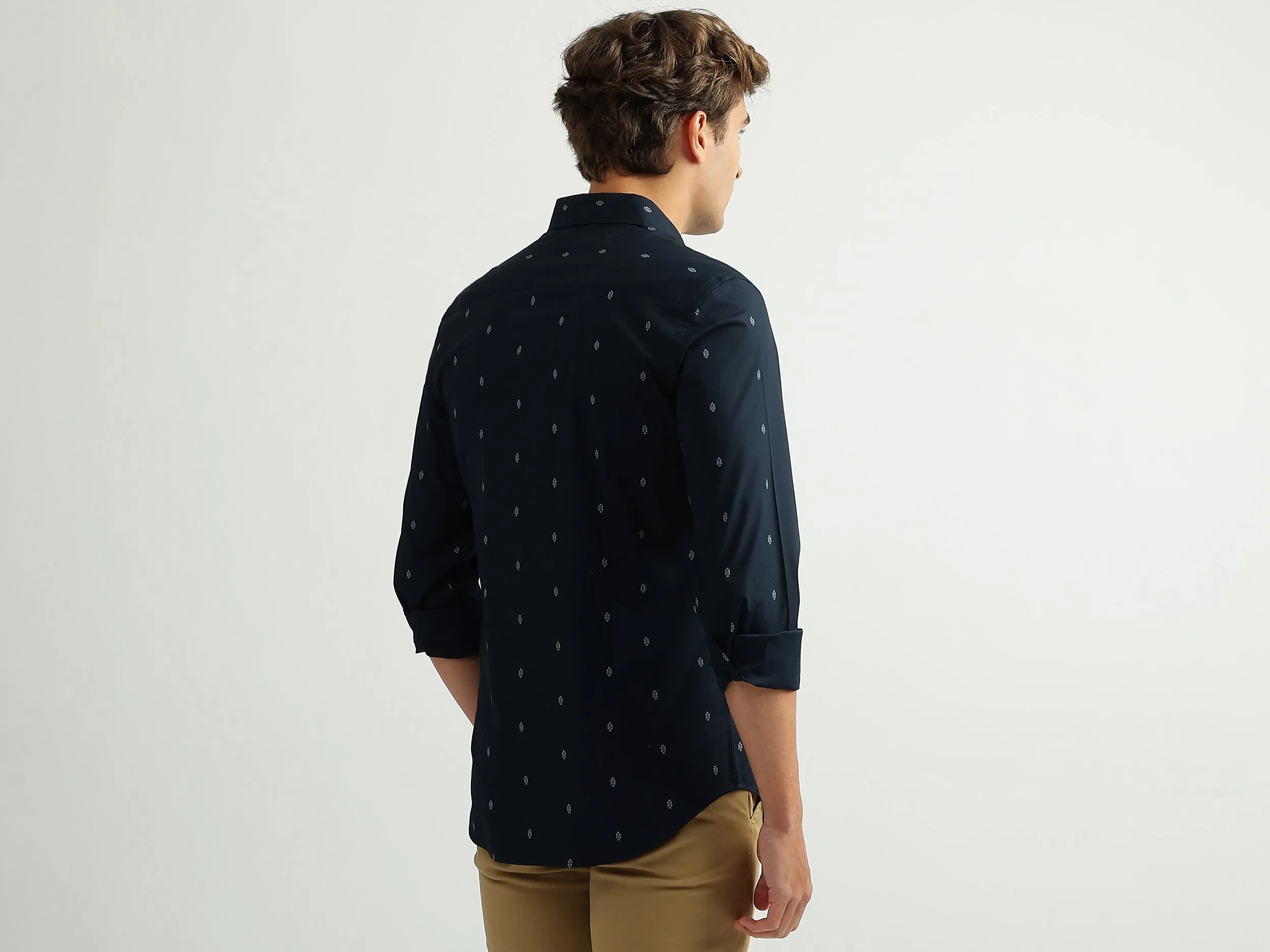 Men Printed Spread Collar Shirt