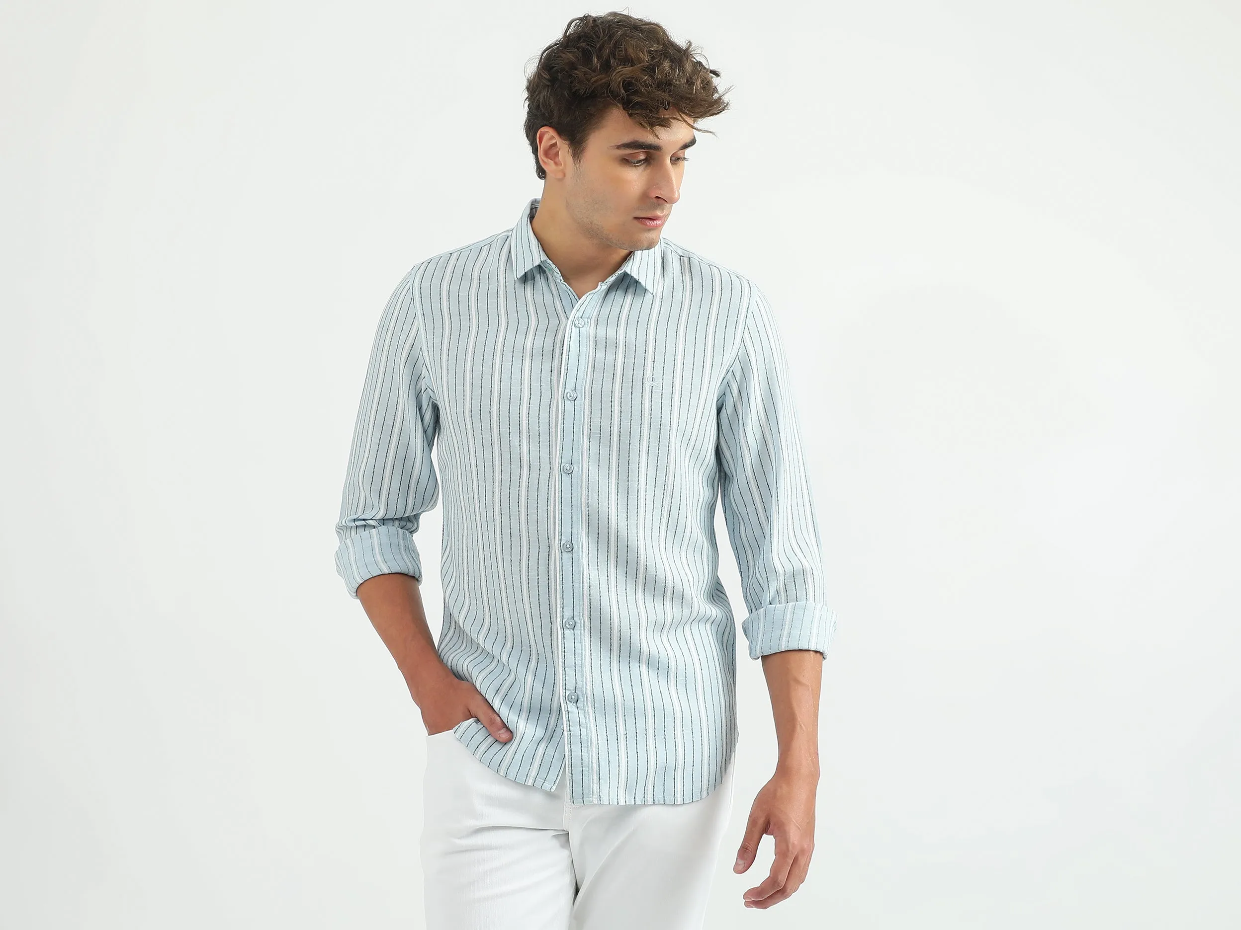 Men Striped Spread Collar Shirt