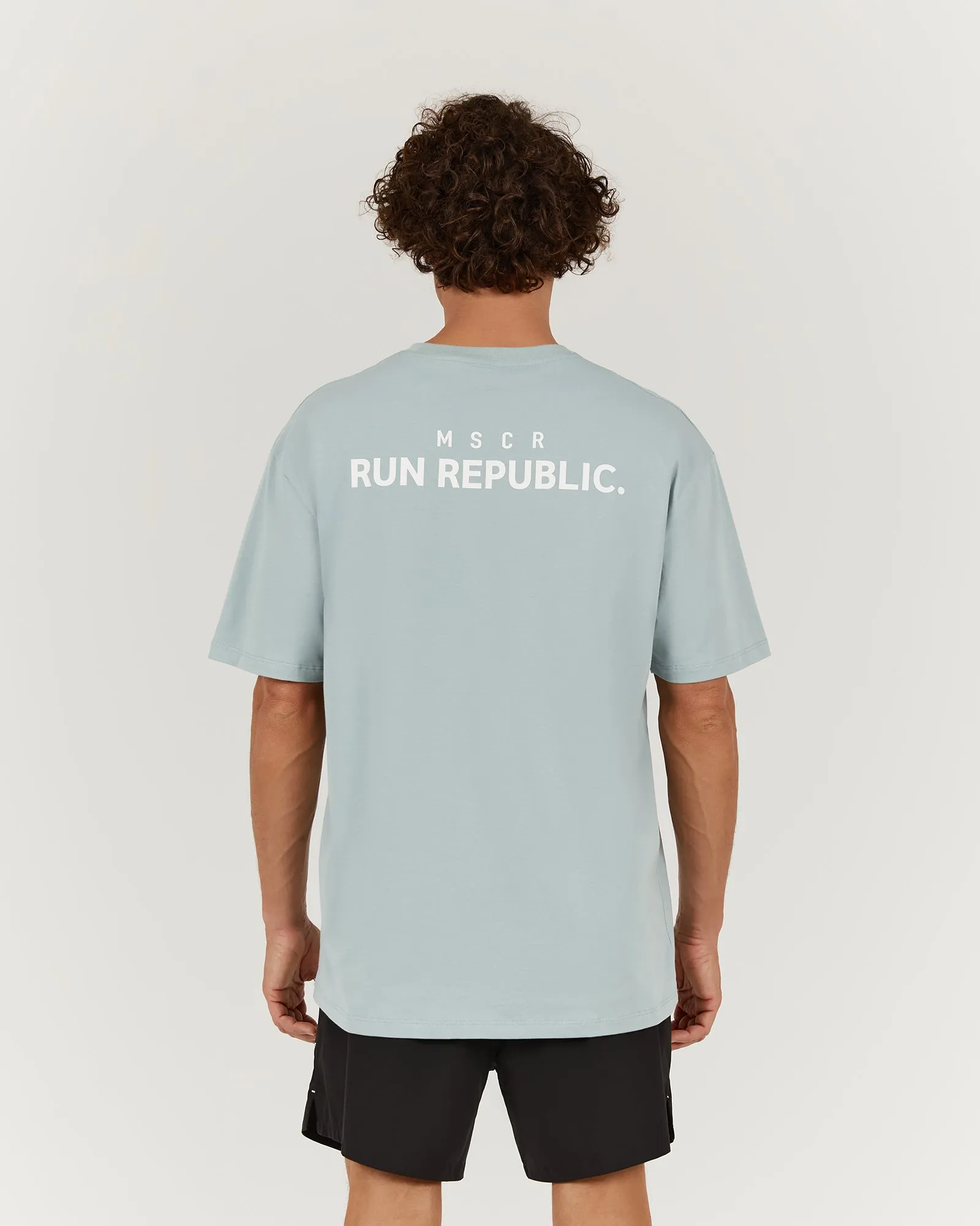MENS RUN REPUBLIC TEE - MIST