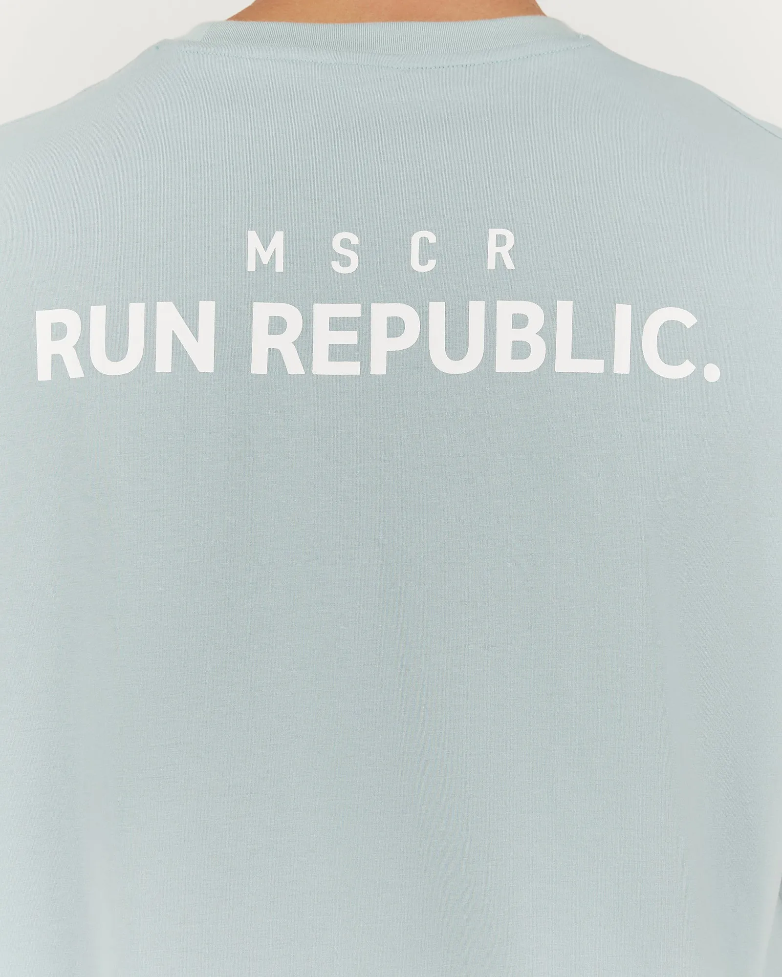 MENS RUN REPUBLIC TEE - MIST