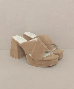 Oasis Society Carmen - Chunky Platform Mule Heel
