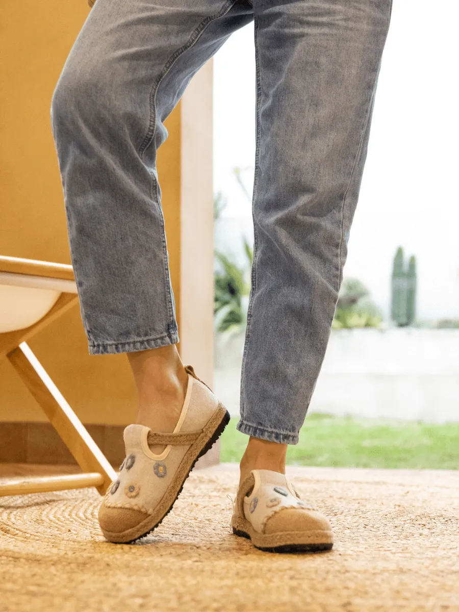 Paloma Daisy Applique Linen Loafer - Beige