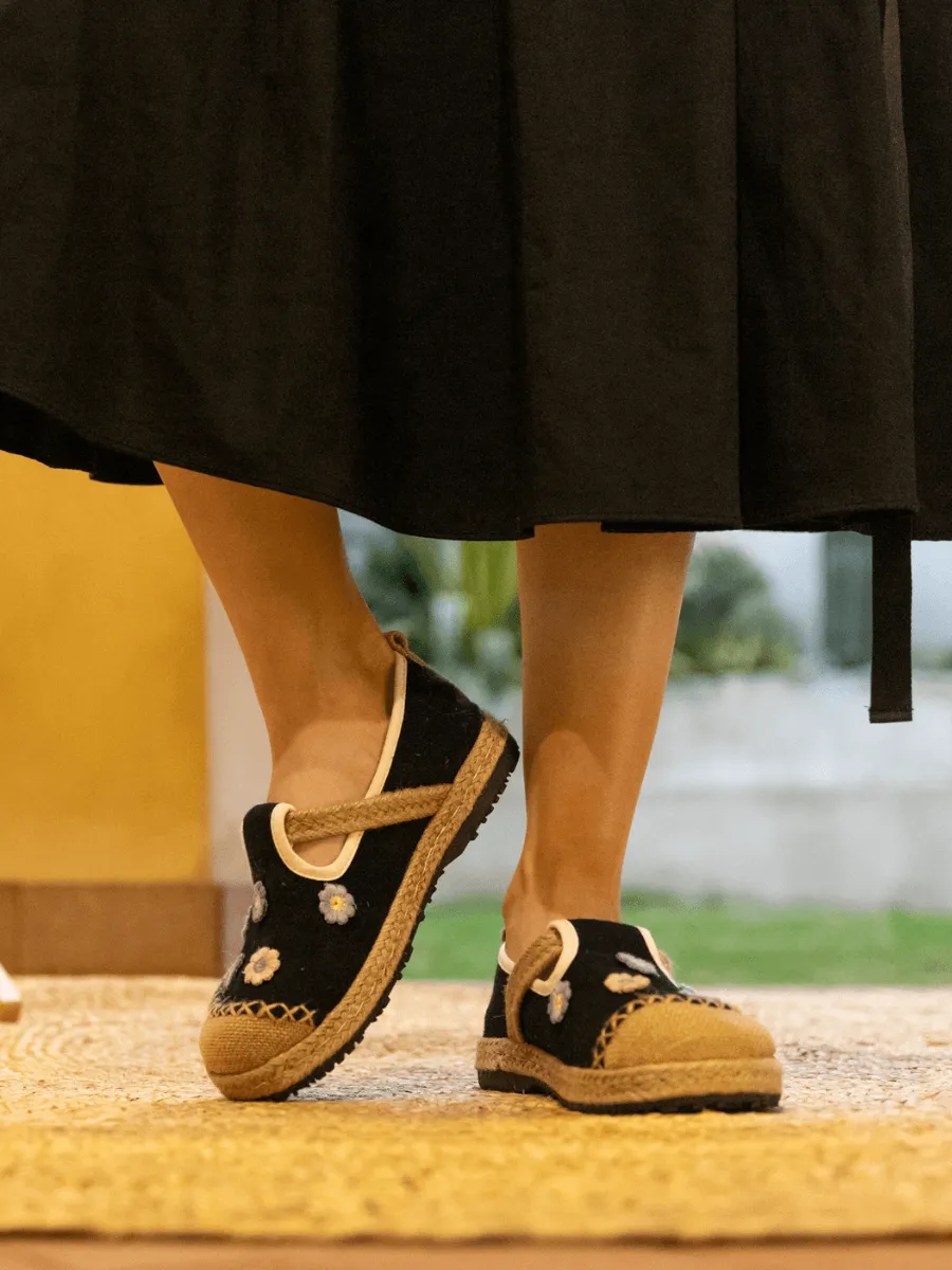 Paloma Daisy Applique Linen Loafer - Black