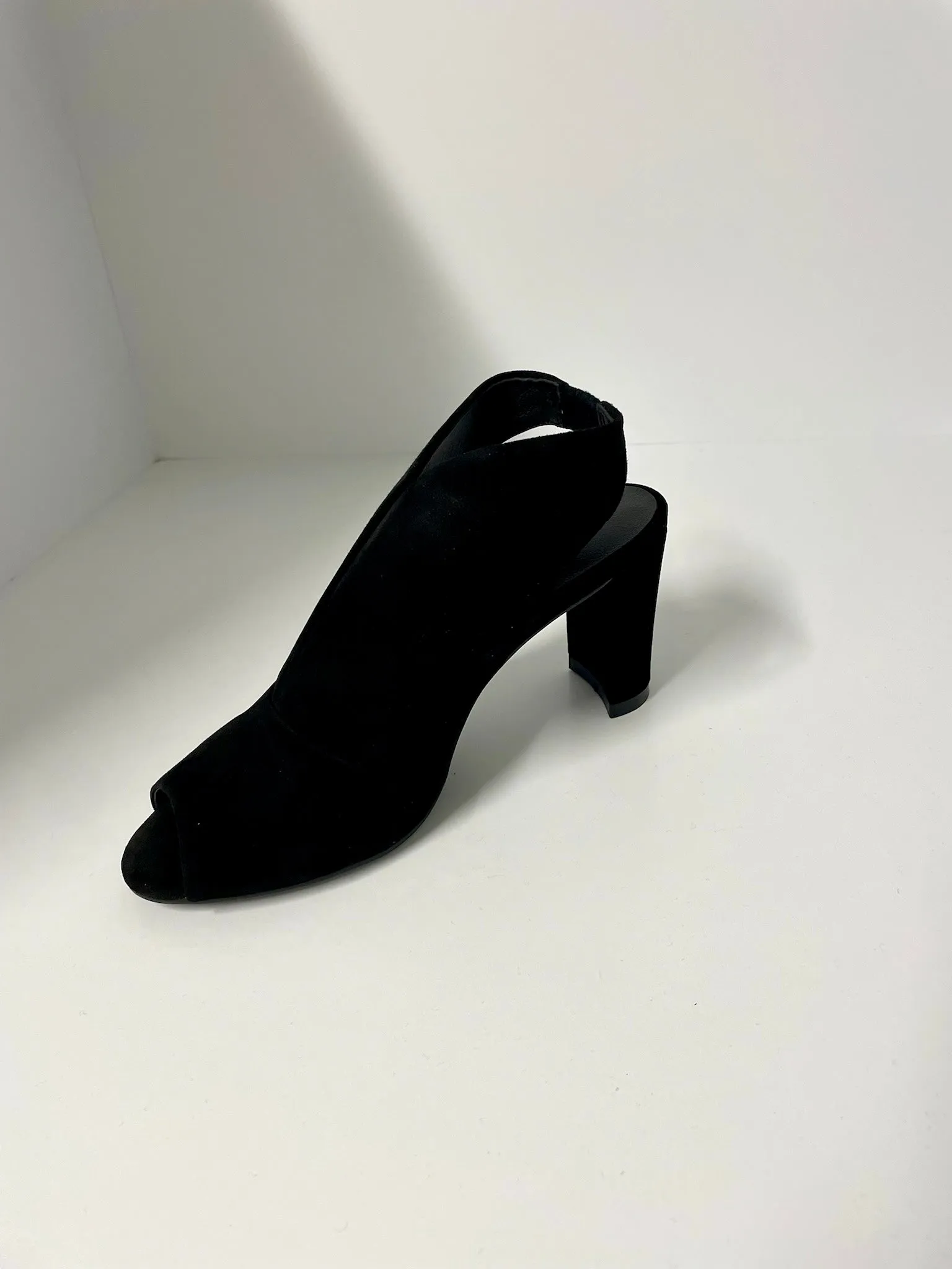 Pinnacle Suede Shoe