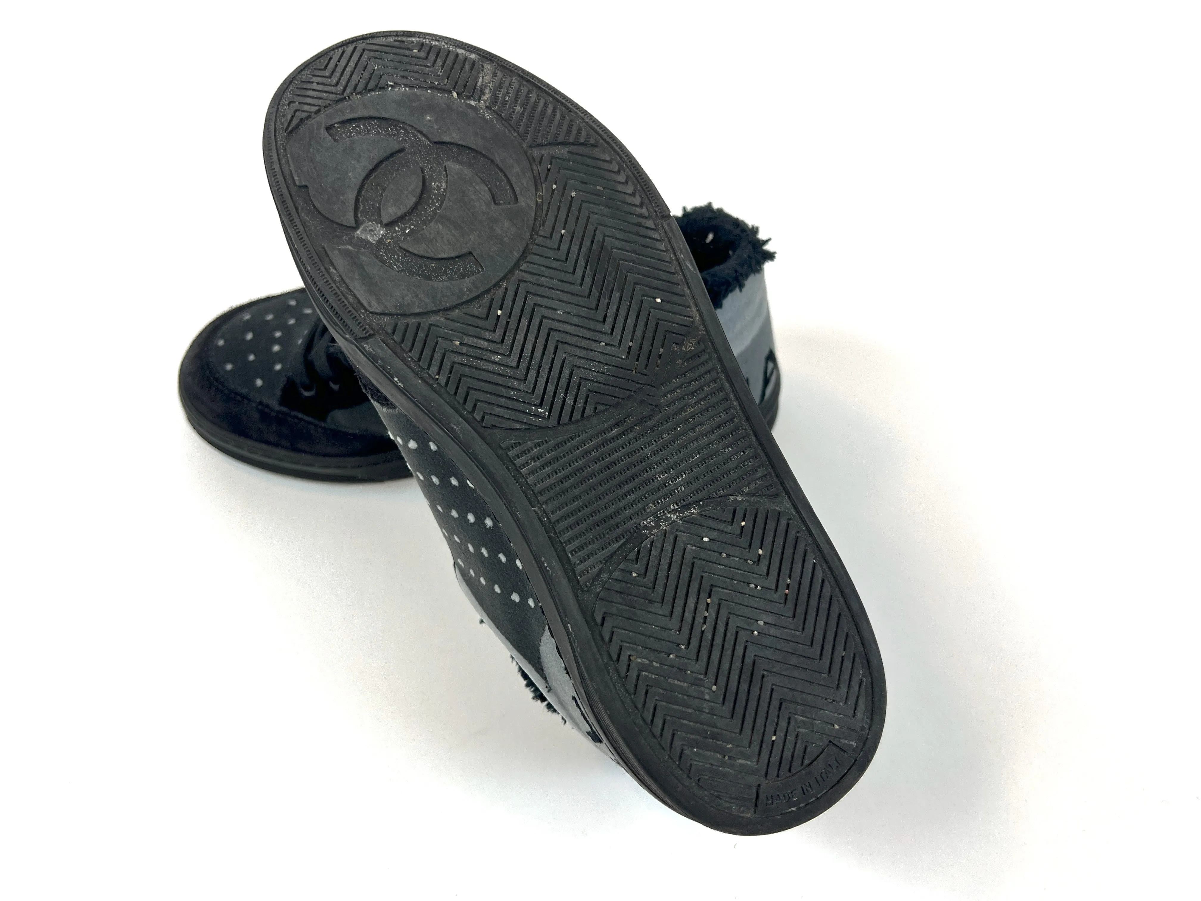 Pre-Loved Chanel™ Black and Grey Velour Sneakers Size 37.5