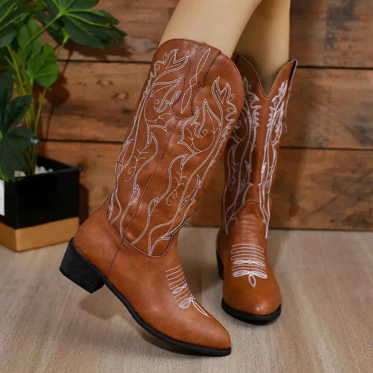 Rodeo Rose Point Toe Cowgirl Boots