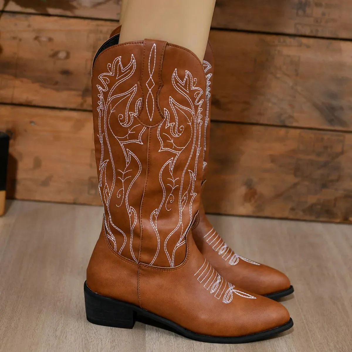 Rodeo Rose Point Toe Cowgirl Boots