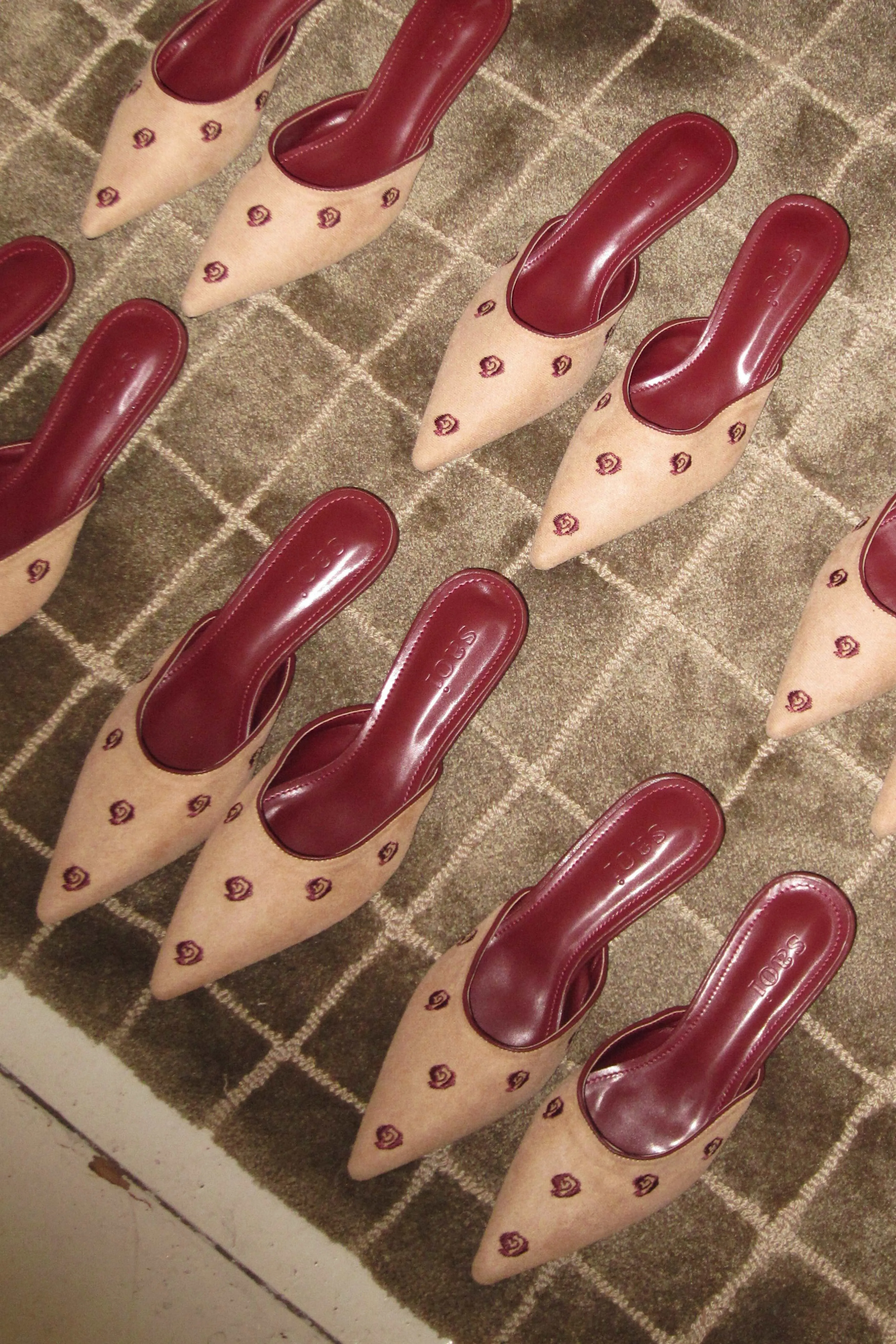 Rosa Kitten Heels