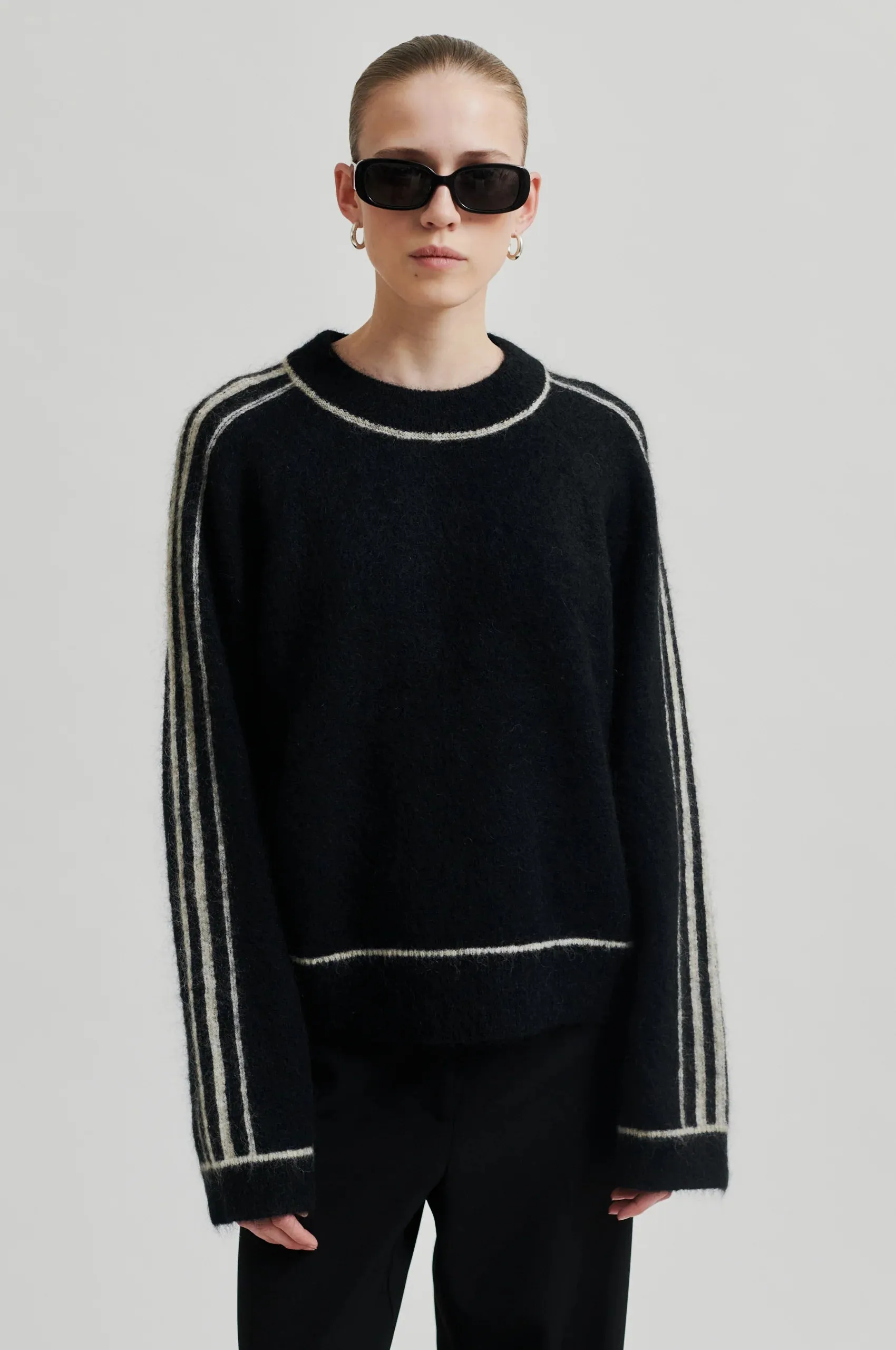 Rosemarie O Neck Knit - Black