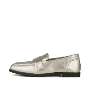 SHOE THE BEAR Erika Saddle Loafer in Silver Metallic