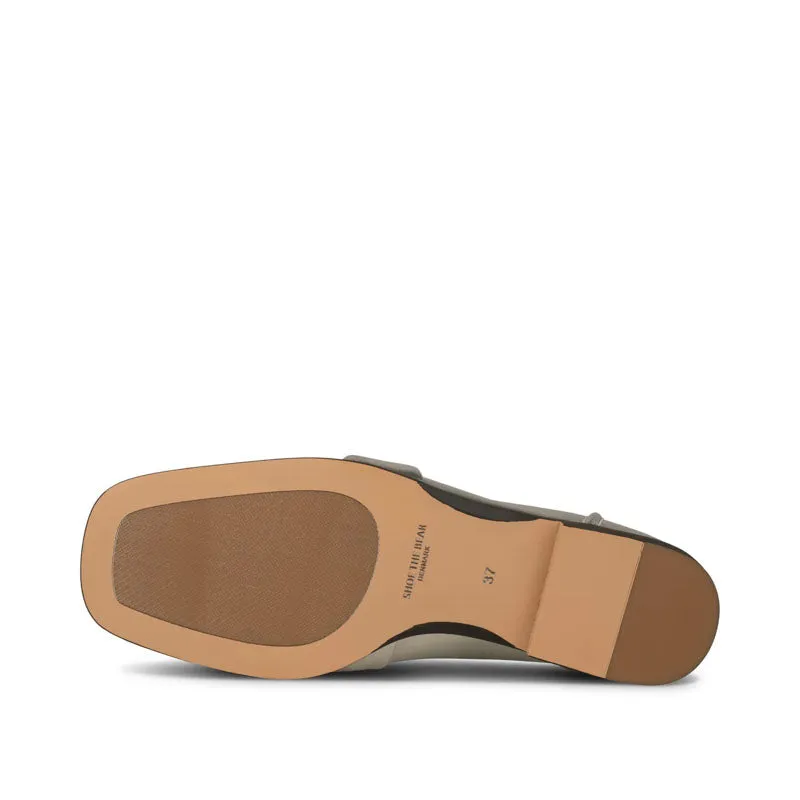 SHOE THE BEAR Erika Saddle Loafer in Silver Metallic