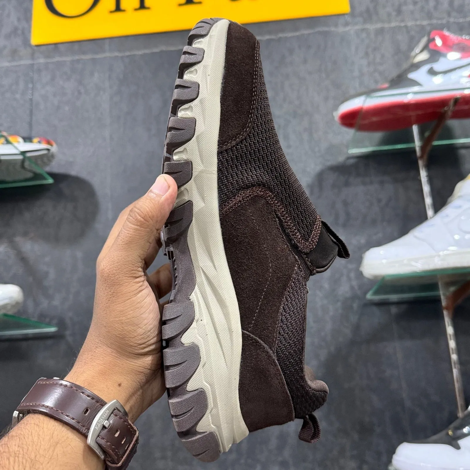 Sketcher DLux Flex Groove Trail Goodyear Sole "DK Brown"
