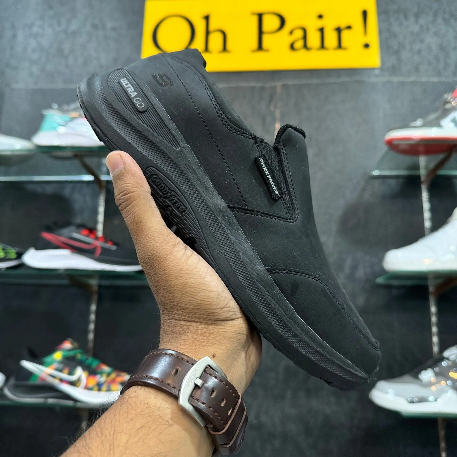 Sketcher Leather Ultra Go-Goodyear Sole "All Black"