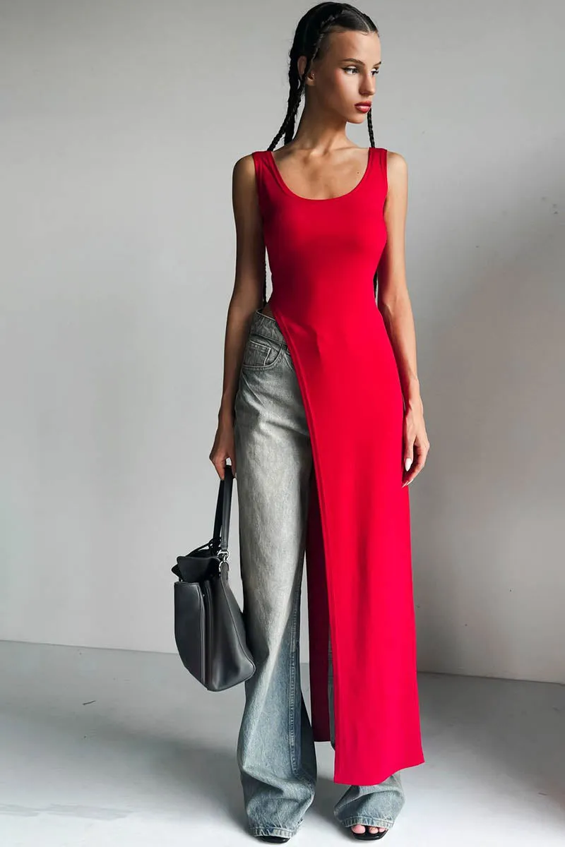 Sleek Silhouette Top with Asymmetrical Slit