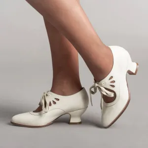 Vintage Mary Jane Heels | Black | Elegant and Comfortable