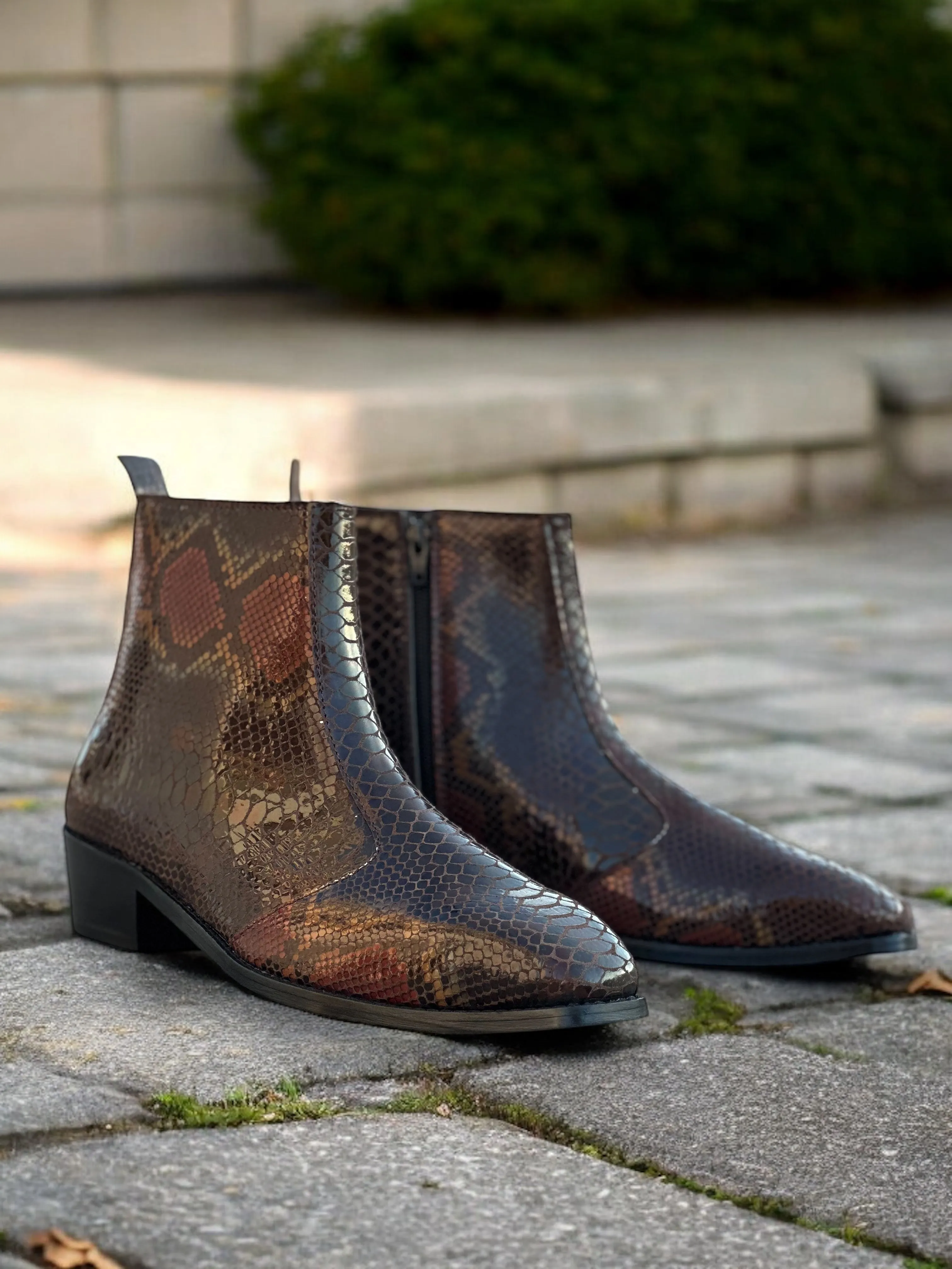 Viper Royale Chelsea Boots
