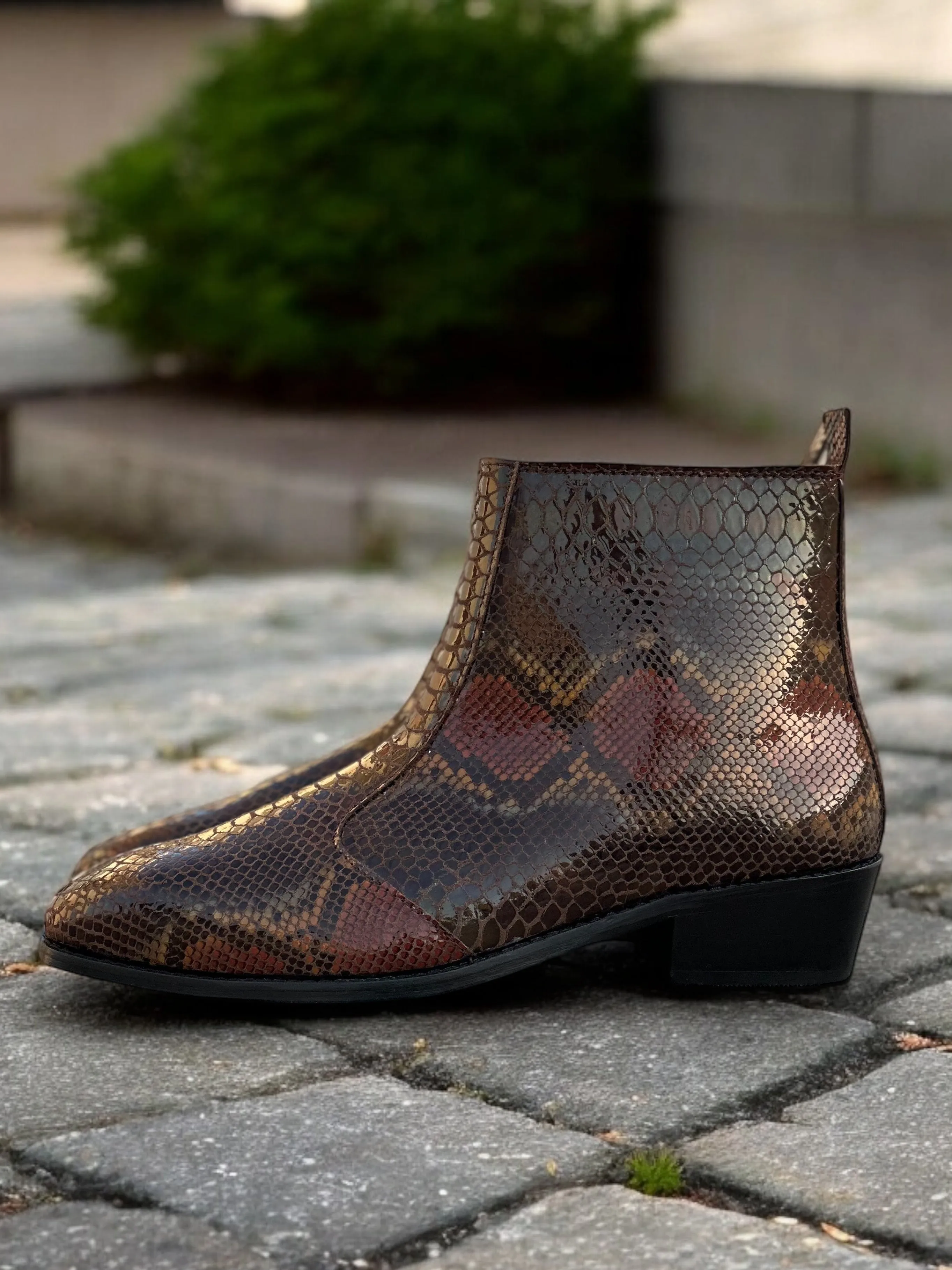 Viper Royale Chelsea Boots