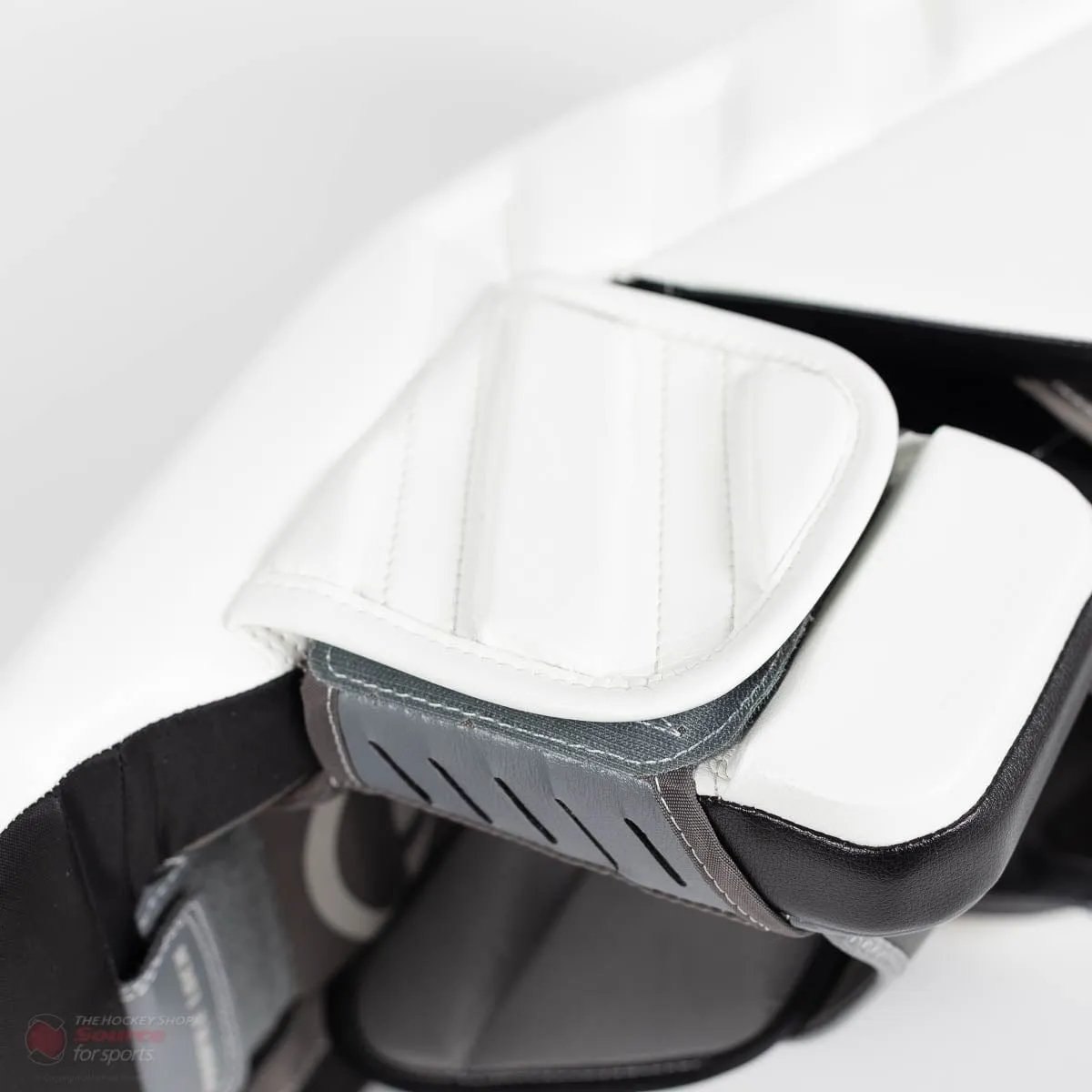 Warrior Ritual G4 Pro Senior Goalie Leg Pads