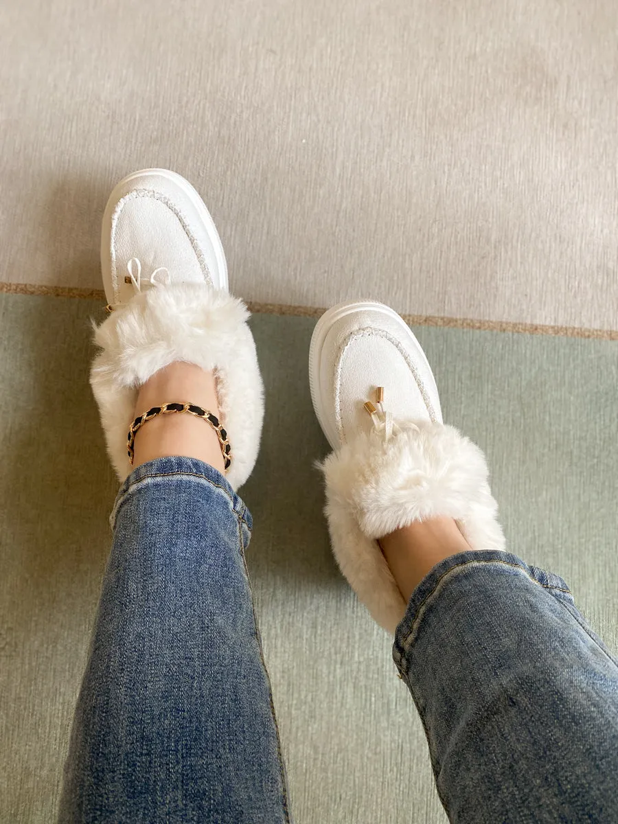 White Faux-Fur Anklet Yana Moccasin