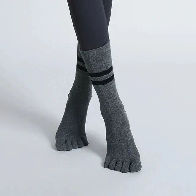 Women Non-Slip Five-Toes Yoga Socks - Mid-Tube Breathable Pilates Sports Sock, Ladies Cotton Fitness Dance Ballet Socks