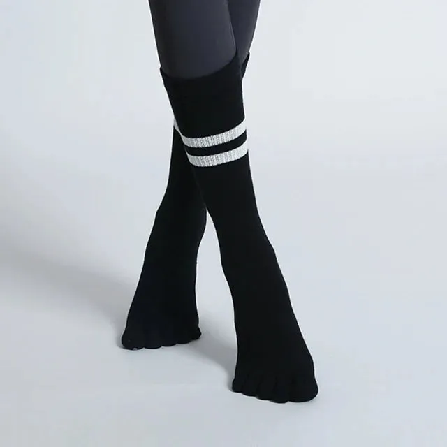 Women Non-Slip Five-Toes Yoga Socks - Mid-Tube Breathable Pilates Sports Sock, Ladies Cotton Fitness Dance Ballet Socks