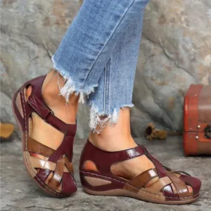 Women's Stylish Closed Toe Gladiator Sandal | Platform